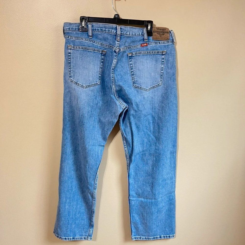 Wrangler men's jeans size 36X29 - Picture 3 of 4